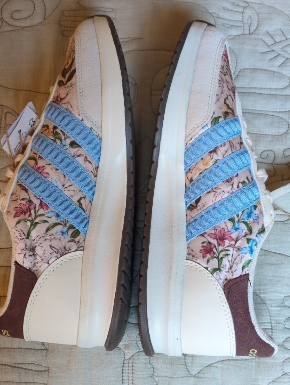 FARM Rio x Adidas Cream Floral Lace-Up Sneakers with Blue Stripes - Picture 4 of 10